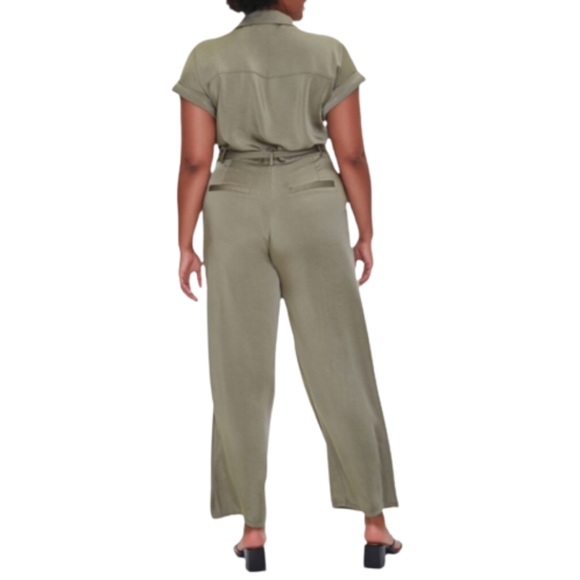 OLIVE GREEN SATIN ☆ COLLAR NECK ☆ JUMPSUIT ☆ NWT - Picture 8 of 9